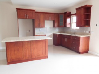 Edinburgh Avenue, Kingston / St. Andrew, Jamaica - Apartment for Sale